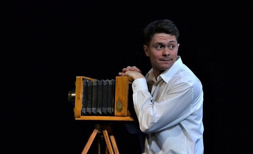 Муж и жена снимут комнату