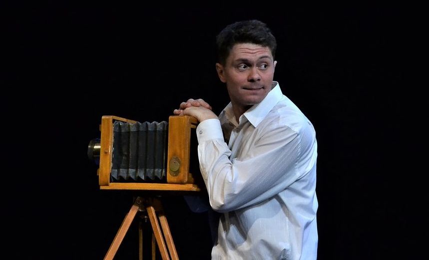 Муж и жена снимут комнату