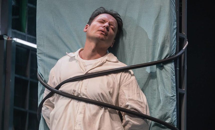 Где мы? oo?!...