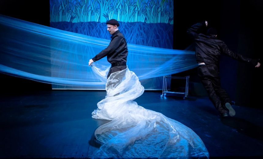 Дюймовочка