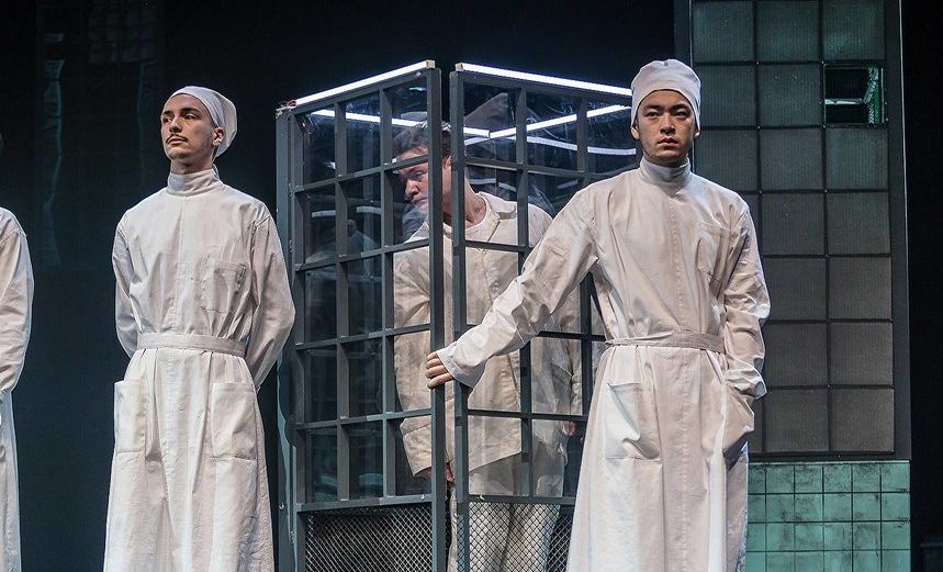 Где мы? oo?!...