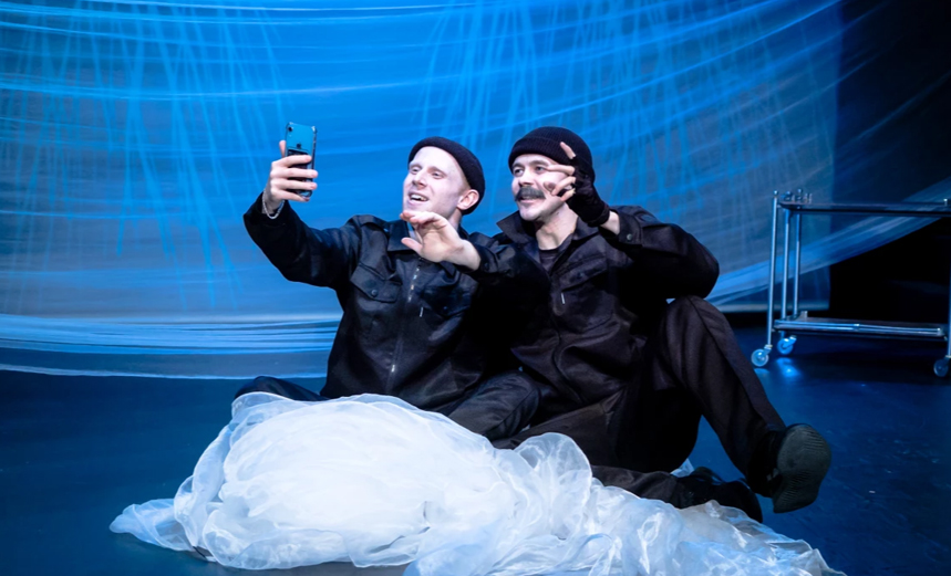 Дюймовочка