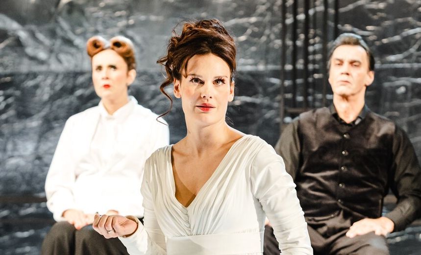 Невольницы