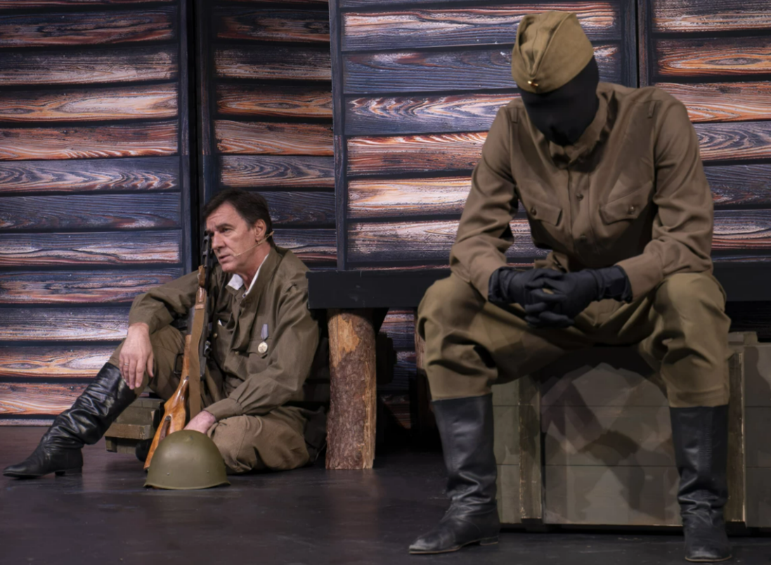 Театр сатиры на фронте