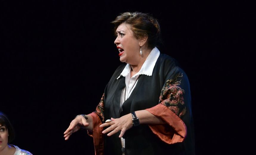 Муж и жена снимут комнату